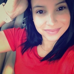 Meet your Posher, Juliana